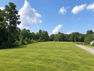 /international/us/twin-oaks-rd-gainesboro-tn-110119912995/