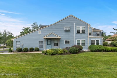 /international/us/20c-dorchester-drive-monroe-nj-110106073664/