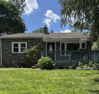 /international/us/132-merchant-street-guilford-ny-110100677974/