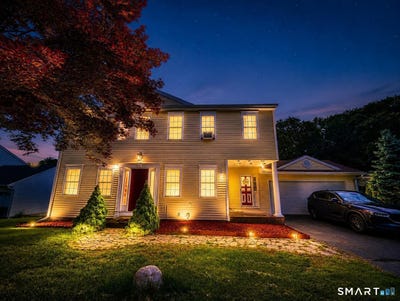 /international/us/52-monce-road-burlington-ct-110108358607/