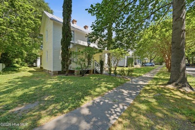 /international/us/409-elliott-street-edenton-nc-110107586692/
