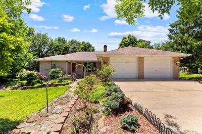 /international/us/908-baffy-drive-mountain-home-ar-110108580067/