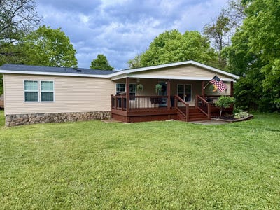 /international/us/293-holcombe-ave-new-castle-va-110107729777/