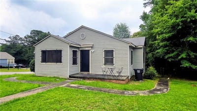/international/us/2601-althea-street-tuskegee-al-110108608824/