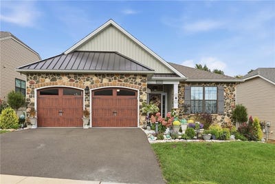 /international/us/3520-gentlewind-way-emmaus-boro-pa-110120484559/