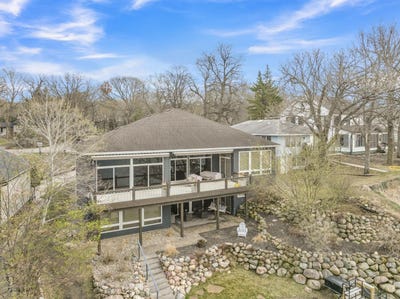 /international/us/3907-lakeshore-drive-okoboji-ia-110107316679/