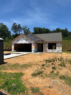 /international/us/12-crow-field-street-roxboro-nc-110098398622/?lang=en