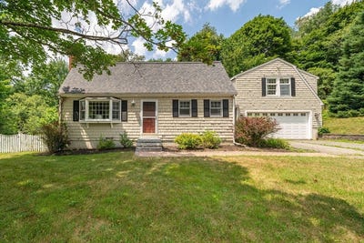 /international/us/10-carlida-rd-groveland-ma-110100982128/