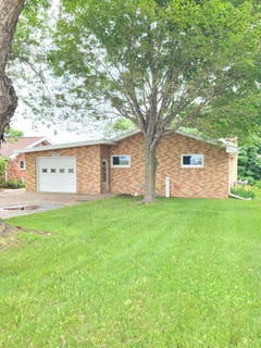 /international/us/19660-hwy-86-wahpeton-ia-110100094065/