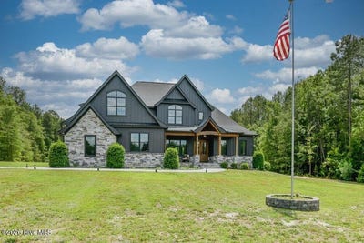 /international/us/356-graham-road-cameron-nc-110108657385/