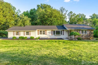 /international/us/4-hickory-trail-flemington-nj-110100863541/