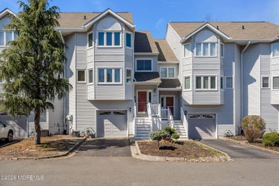 /international/us/172-impatiens-court-toms-river-nj-110106849093/