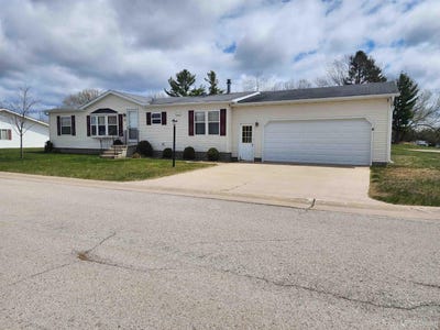 /international/us/1620-willow-creek-road-lot-13-escanaba-mi-110105032373/