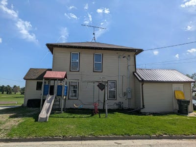 /international/us/8-sw-6th-avenue-waukon-ia-110106540223/