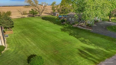 /international/us/742-cynthia-drive-lake-holiday-il-110108059351/