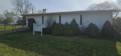 /international/us/400-bingham-street-koshkonong-mo-110108018933/