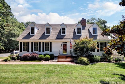 /international/us/311-dogleg-dr-williamsburg-va-110109645555/