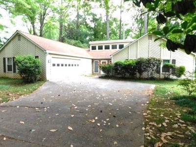 /international/us/1710-pine-road-marietta-ga-110107924555/