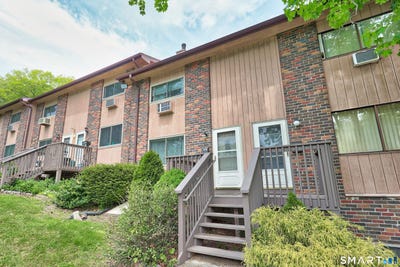 /international/us/228-oakville-avenue-waterbury-ct-110108108208/