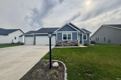 /international/us/510-n-eastfield-circle-milford-in-110106931519/