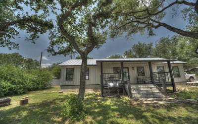 /international/us/190-oak-hill-drive-leakey-tx-110108204620/