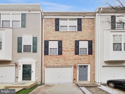 /international/us/8517-towne-manor-court-alexandria-va-110098329143/