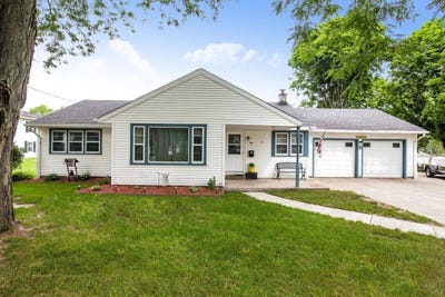 /international/us/321-n-dewey-ave-jefferson-wi-110108585800/