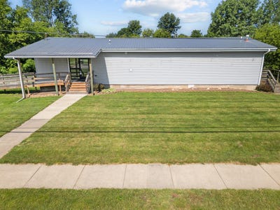 /international/us/250-s-chicago-street-litchfield-mi-110100596850/?lang=zh-tw