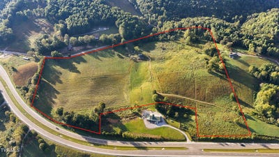 /international/us/burning-well-road-jonesville-va-110120510214/