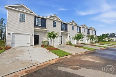 /international/us/137-islamorada-lane-bloomingdale-ga-110110079325/
