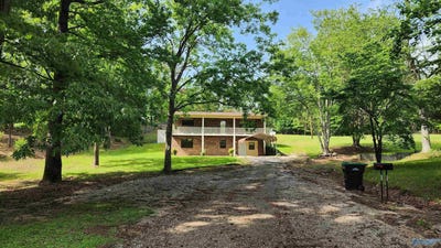 /international/us/139-phillips-street-double-springs-al-110107727644/