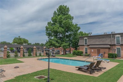 /international/us/6100-n-brookline-avenue-oklahoma-city-ok-110100634209/