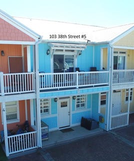 /international/us/103-38th-st-mexico-beach-fl-110098037537/