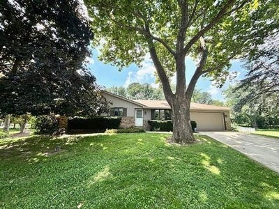 /international/us/5527-cirrus-rockford-il-110101505282/