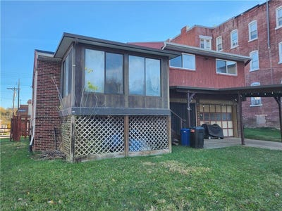 /international/us/601-francis-court-hill-district-pa-110104160874/