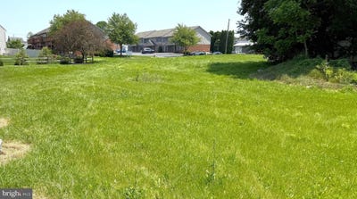/international/us/88-reagan-drive-ephrata-pa-110100723278/