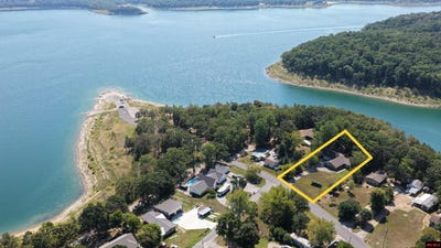 /international/us/413-browns-beach-road-bull-shoals-ar-110110151261/