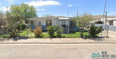 /international/us/109-rio-grande-street-williamsburg-nm-110097216254/