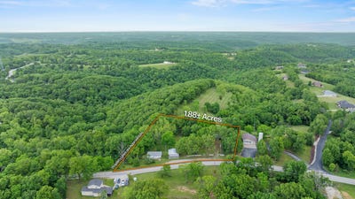 /international/us/1853-us-highway-160-reeds-spring-mo-110099514098/