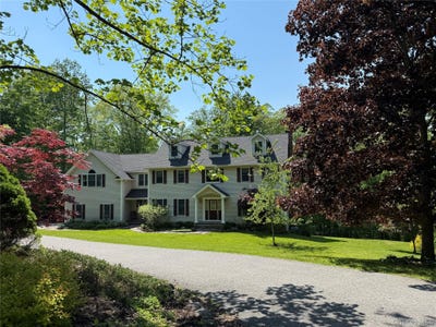 /international/us/17-weldon-woods-connecticut-road-new-fairfield-ct-110107028333/
