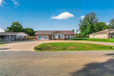 /international/us/155-frost-street-pea-ridge-ar-110108077202/