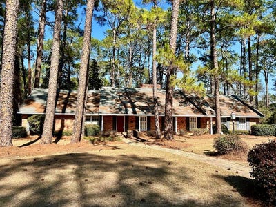 /international/us/225-alabama-drive-tifton-ga-110106948716/