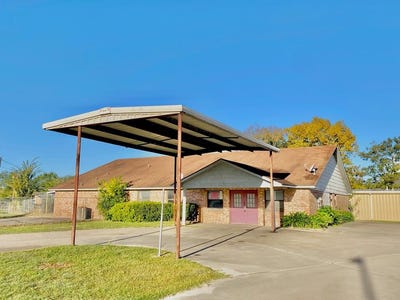 /international/us/433-w-1st-street-groveton-tx-110087860887/