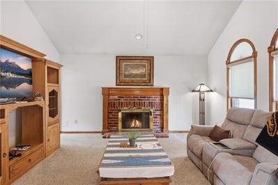 /international/us/8013-n-lydia-avenue-kansas-city-mo-110108616521/?lang=it