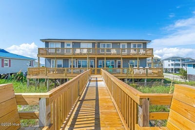 /international/us/2101-ocean-drive-emerald-isle-nc-110100150953/