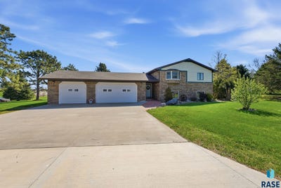 /international/us/26574-466th-ave-sioux-falls-sd-110107711209/