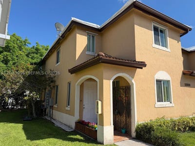 /international/us/12050-sw-268th-st-homestead-fl-110108696445/
