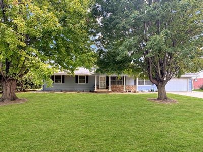 /international/us/3007-spruce-avenue-slayton-mn-110120549285/