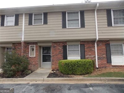 /international/us/2080-kings-gate-circle-snellville-ga-110107611988/
