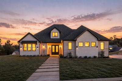 /international/us/166-loblolly-way-longview-tx-110120421512/